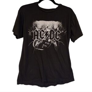 Liquid Blue AC/DC Black Guitar T-shirt SHort Sleeve Graphic Crew Neck‎ sz Md